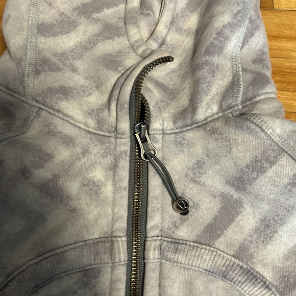 Grey pattern scuba zip up - Picture 3 of 3